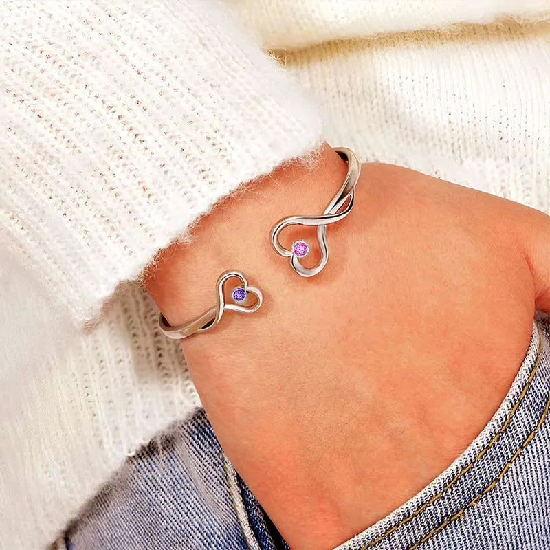 Braccialetto con ciondolo a forma di cuore, con scritta Love Between a Mother And Daughter Is Forever, 3.54inch, Metallo, cristallo Braccialetto con ciondolo a forma di cuore, con scritta Love Between a Mother And Daughter Is Forever, 3.54inch, Metallo, cristallo